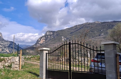 Le Bar-sur-Loup House | Detached house for quiet family holidays between see and montains
