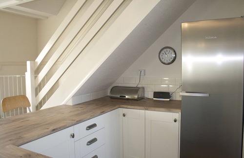 St. Florence House | Detached house in family friendly village with shared use of indoor heated pool