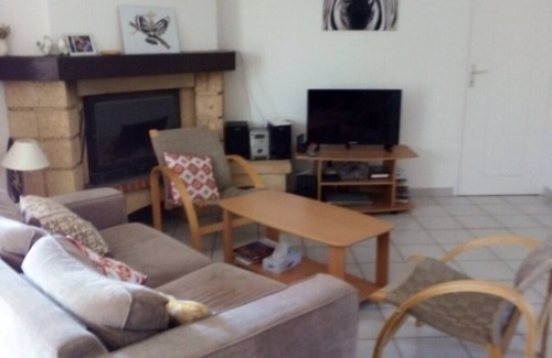 Les Angles House | Detached house in very quiet neighborhood, near Avignon