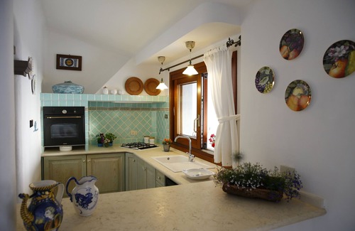 Tanaunella House | Detached house with beautiful sea view terrace