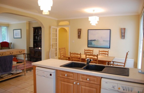 Barfleur House | Detached House with secure walled garden in the centre of beatiful Barfleur