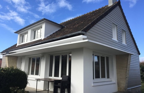 Barfleur House | Detached House with secure walled garden in the centre of beatiful Barfleur
