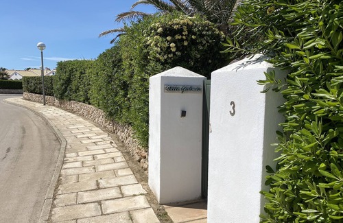 Cap d'Artrutx Villa | Detached villa with garden and private pool, WiFi, barbecue near the sea.