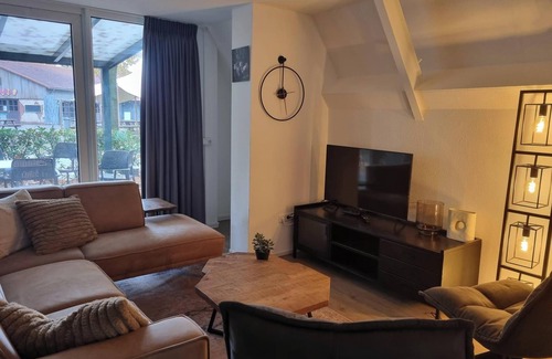 Susteren House | Detached villa with 3 bedrooms, 2 bathrooms and a terrace