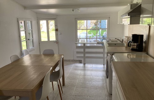 Brion House | Detached wing of a castle with a pool near Autun (5 km)