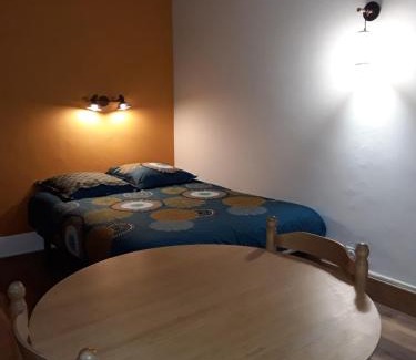 Die House | Deux chambres chez l'habitant