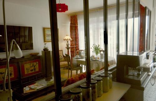 Saint-Lambert Apartment | Deux pièces de standing, climatisé