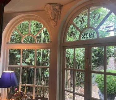 De Hoven Bed & Breakfast | Deventer Heritage en Boutique B&B, museumhuis "De Worp", het huis met de theekoepel, logeren in authentiek historisch erfgoed