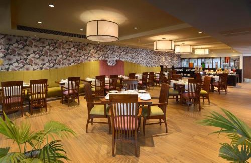South West Hotel | Deventure Sarovar Portico Kapashera, New Delhi