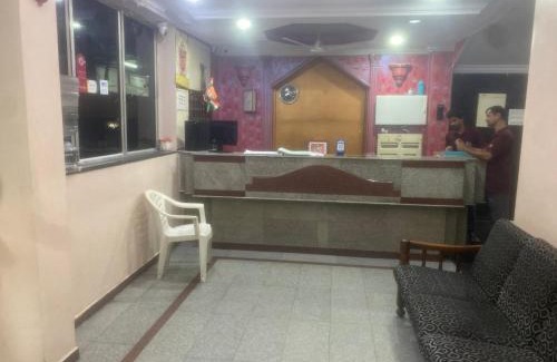 Secunderabad Cabin | Devi Deluxe