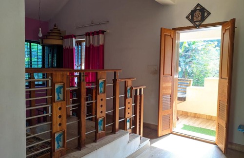 Chirayinkil House | Devi Homestay for Family and Ladies