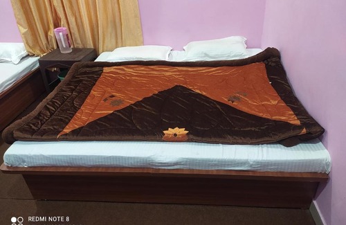 Dugalbitta Hotel | DEVLOK THE GRAND LODGE & RESTAURANT