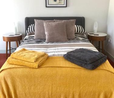 Newton Ferrers Apartment | Devon Country Retreat The Linhay at Collaton Farm