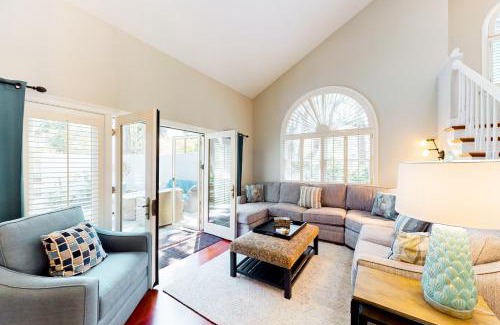 Palmetto Dunes Apartment | Devonshire 112