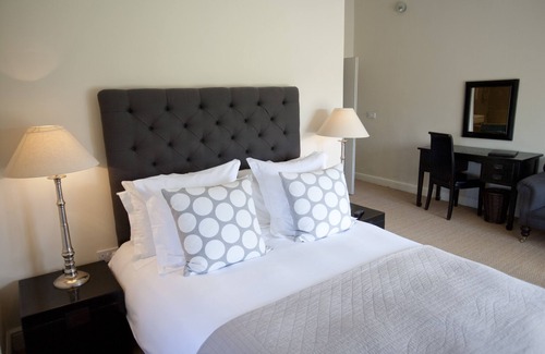 Muchelney Hotel | Devonshire Arms