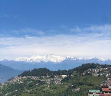 Darjeeling House | Dew Drops Guest House