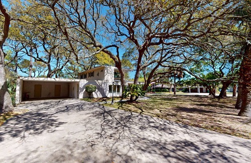 Jekyll Island House | DEWEY-DEEHS JEKYLL HOUSE 5 bedrooms, 4 baths