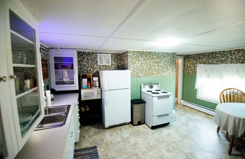 Dexter Apartment | Dexter, Maine, vintage-styled 1-bedroom apartment in town close to everything
