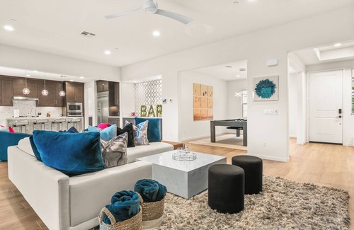 Carmela House | Dezert Joy by VARE | Pool+Spa, BBQ, Fire Pit, Pool Table!