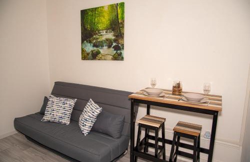 Saint-Quentin Apartment | DG LOCATION