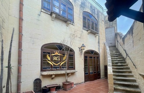 Dingli House | DGL1052 - Renovated, house of character with traditional features,