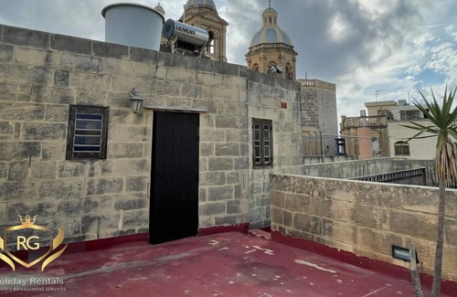 Dingli House | DGL1052 - Renovated, house of character with traditional features,