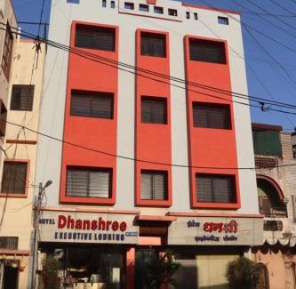 Daulatabad Hotel | Dhanashree Lodging Aurangabad