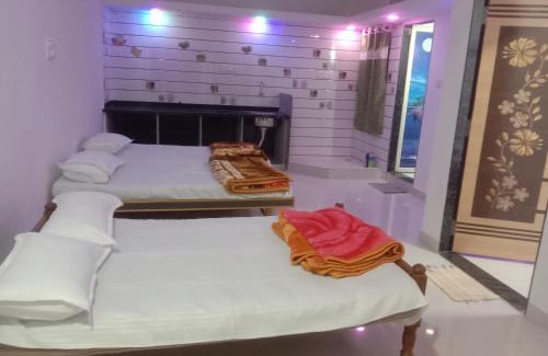 Rajpipla House | Dhruv home stay