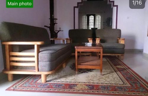 Stuart Hill House | Dhruva Homestay