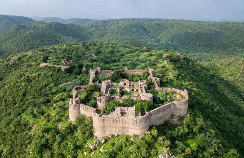 Jamwa Ramgarh Hotel | Dhulagarh Heritage Palace Hotel Near Jaipur