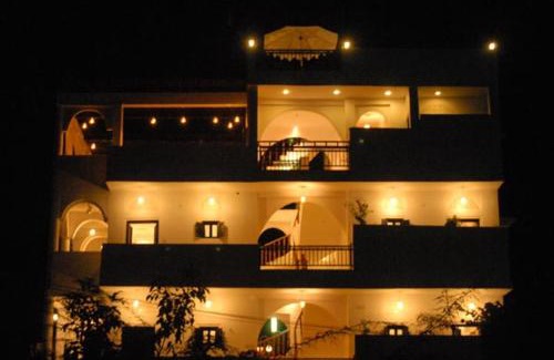 Pushkar Bed & Breakfast | Dia Homestay