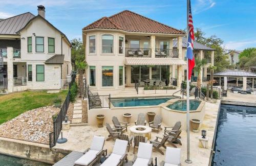 Horseshoe Bay West House | Diagonal Dreams Lake House and Concierge Services
