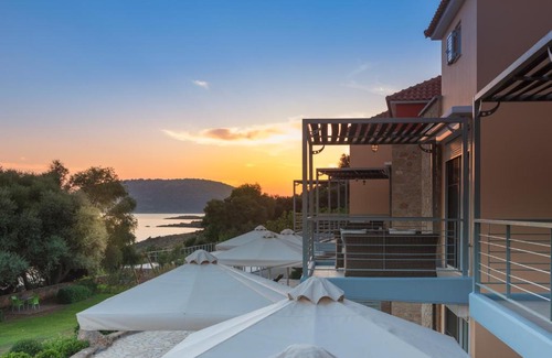 Gargaliani Villa | Dialiskari Villas