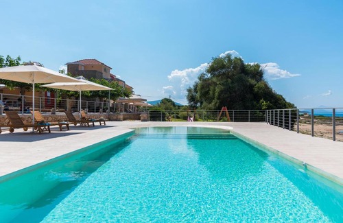Gargaliani Villa | Dialiskari Villas