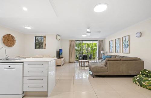 Mermaid Beach Apartment | Diamond Beach 39