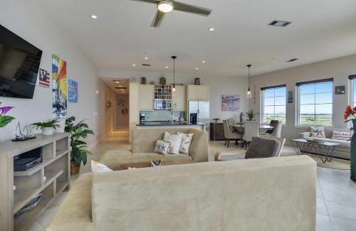 Galveston Apartment | Diamond Beach 701-Queen of Diamonds