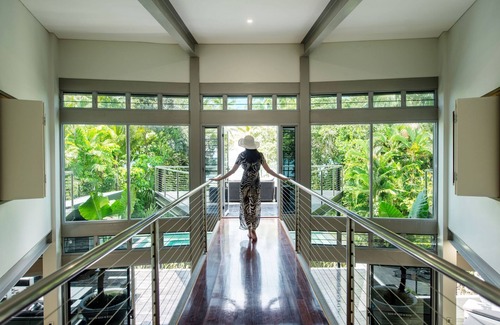 Newell Villa | Diamond by the sea