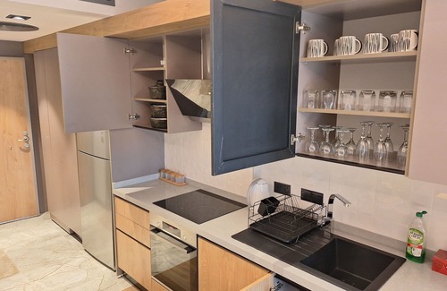 Cantonments Apartment | Diamond City by Cozy