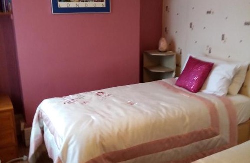Great Yarmouth House | Diamond House