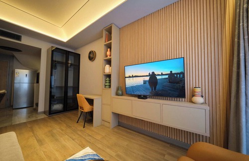 Cantonments Apartment | Diamond In City Luxury One Bedroom Duplex With Pool View By ZENORA Living