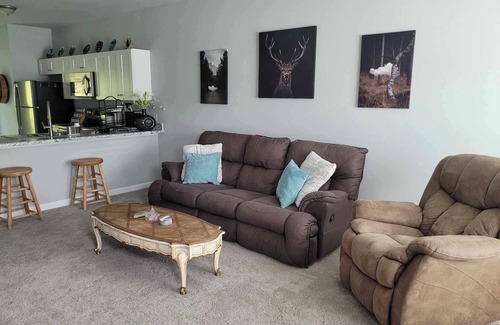 Holly Ridge House | 'Diamond in the Ridge' Townhouse in Holly Ridge, North Carolina