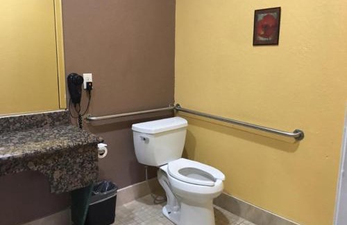 Inglewood Hotel | Diamond Inn