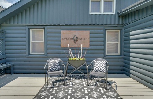 Tustin House | Diamond Lake Waterfront Cabin with Deck and Dock!
