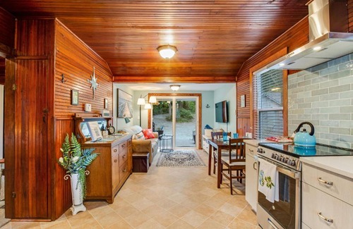 Camano Island House | Diamond Sunset Hideaway