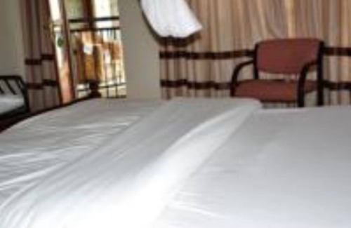 Gisenyi Hotel | Dian Fossey Nyiramacibir Hotel