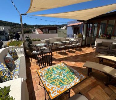 Lipari Historic Centre Bed & Breakfast | Diana Brown B&B Affittacamere