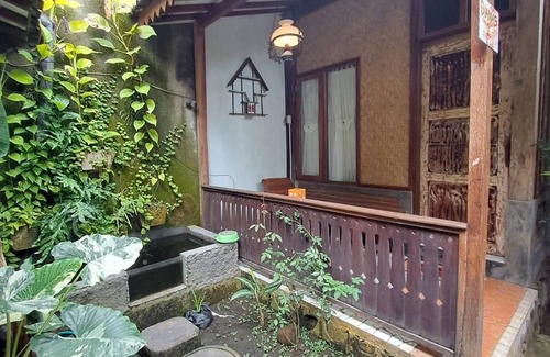 Banyuwangi House | Diana's Homestay