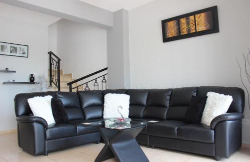 Universal Apartment | Diana Townhouse 2