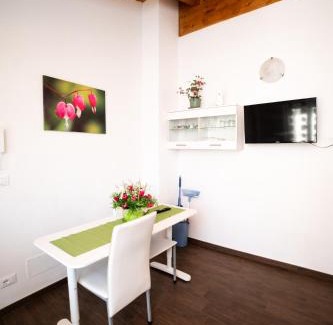 Villanova d'Asti Apartment | Dicentra Guest House