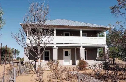 Marfa House | Dickson Marfa House - Spacious 7-Bedroom Vacation Rental + Events